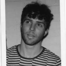 Proportional_280_cropped_227_timo_weiland_polaroid