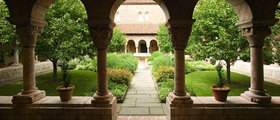 Proportional_280_pyv_cloisters_gi